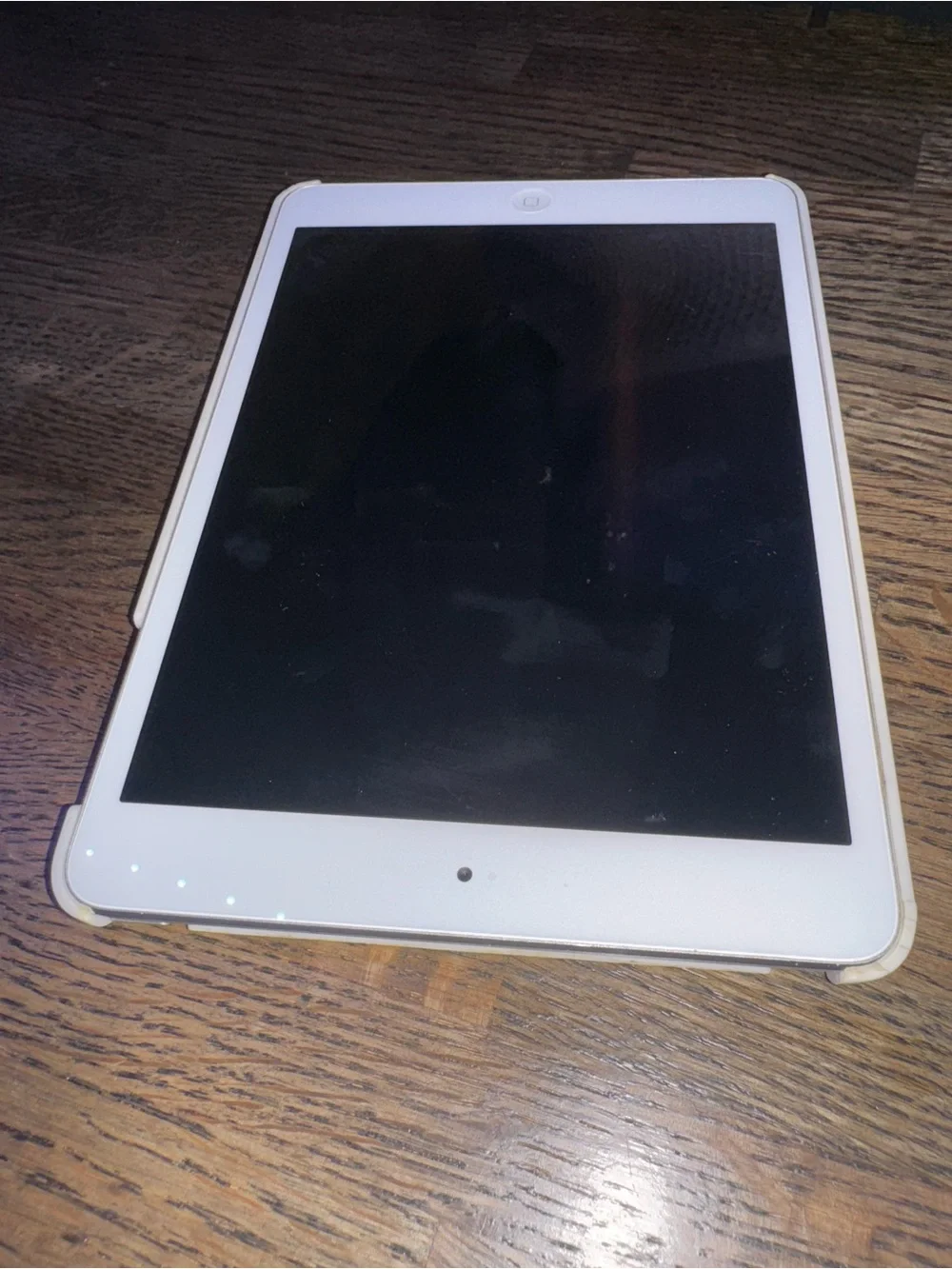 Apple iPad Mini White and Gold Tablet